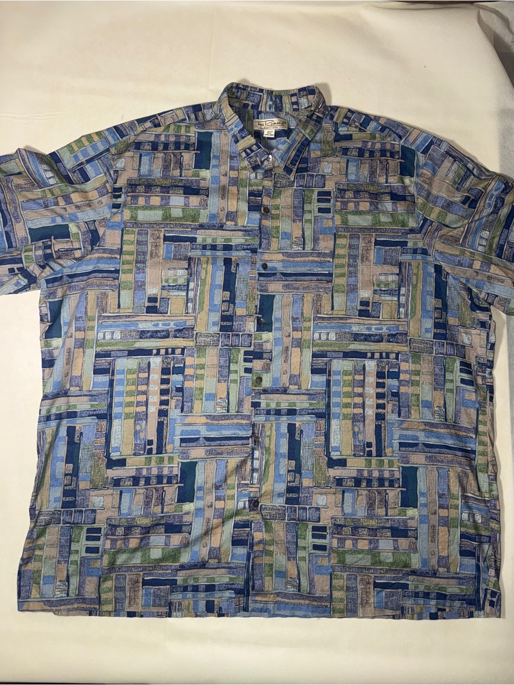 Tori Richard Men's Button-Down Shirt in Blue, Green & Tan Geometric Print